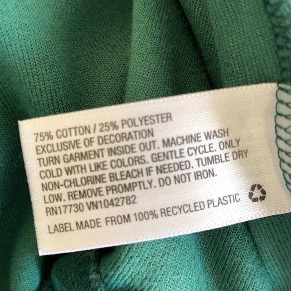 Wild Fable Women’s Green Quarter Zip Velour Top - Picture 8 of 11